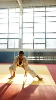 тренировать — To train