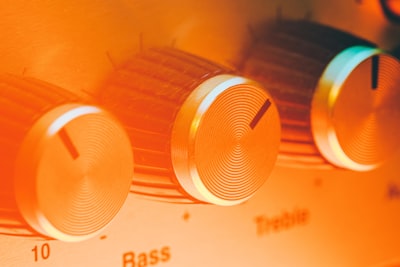 volume control — réglage du volume