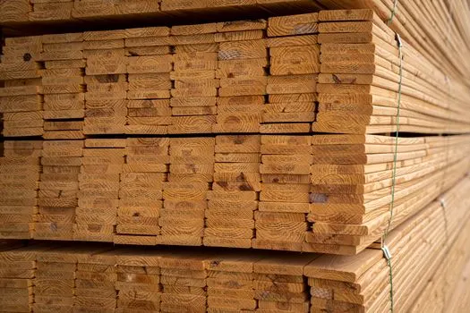 scândură — board