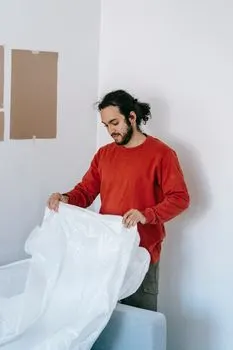 Обивщик — Upholsterer
