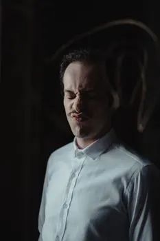 pārsālīts — demasiado salado