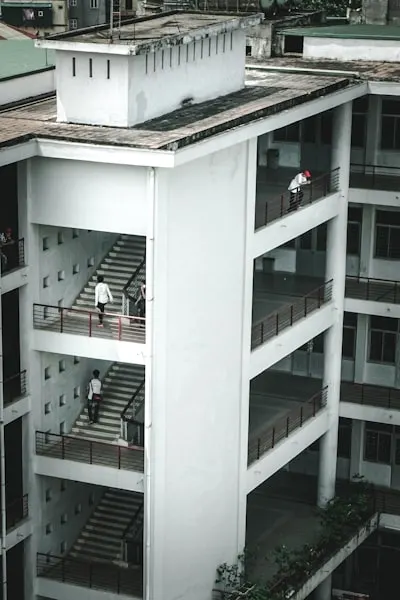 Наверху — upstairs