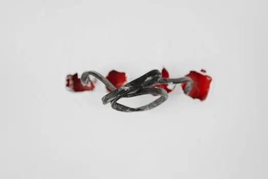 Il cavo è spezzato — Das Kabel ist gebrochen