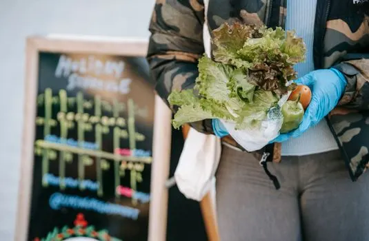 Я купил овощи — I bought vegetables