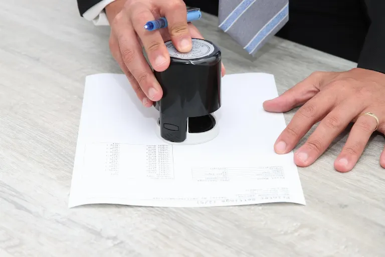 notarized — notarié