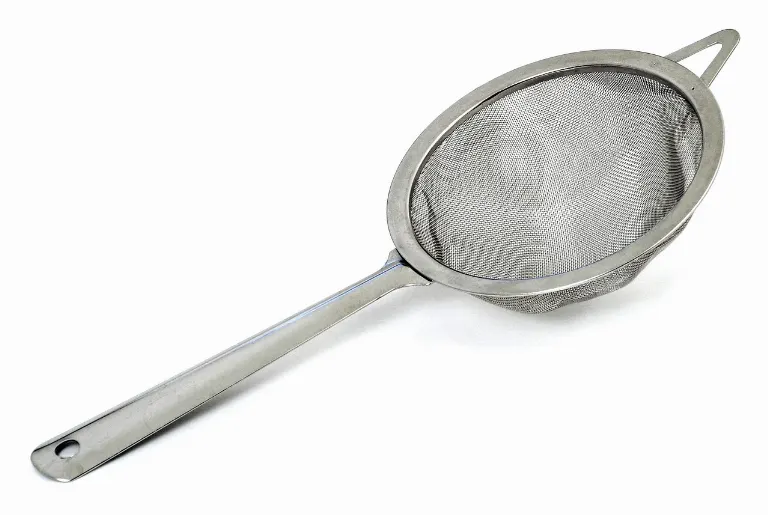 strainer — passoire