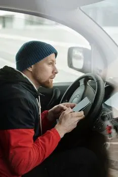 aplicación de viajes — app di trasporto con conducente