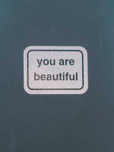 You have a beautiful voice. — tu as une belle voix