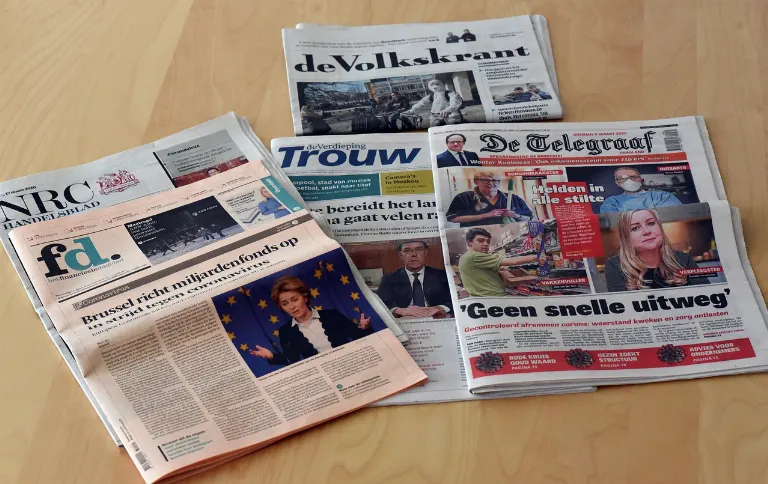 media outlet — organe de presse