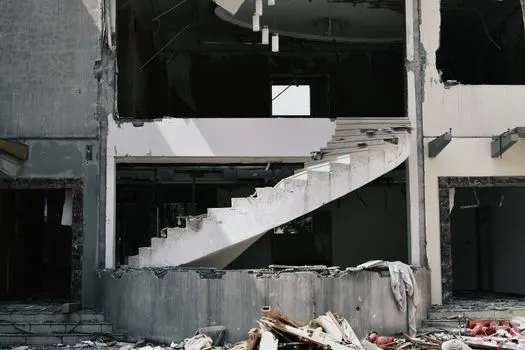 износ — Wear down