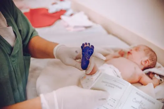 Ich brauche meine Geburtsurkunde — Am nevoie de certificatul meu de naștere