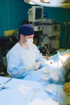 Хирург на пенсии — Retired surgeon