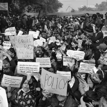 outcry for justice — clameur en faveur de la justice