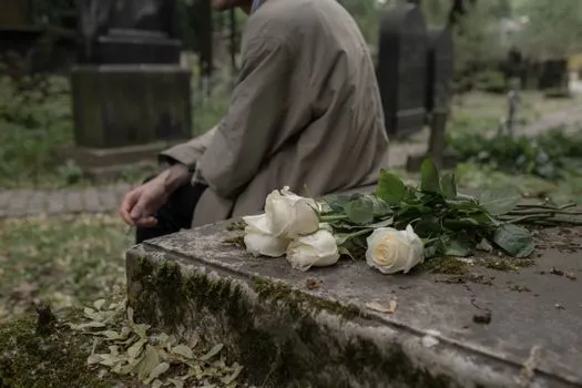 Скорбящие — bereaved