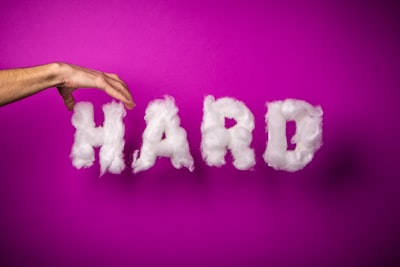 difficile à expliquer — hard to explain