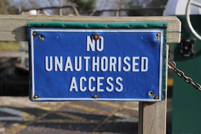 Unambiguous — sans ambiguïté
