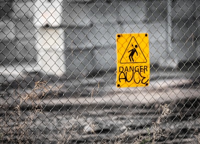dangers — hazards