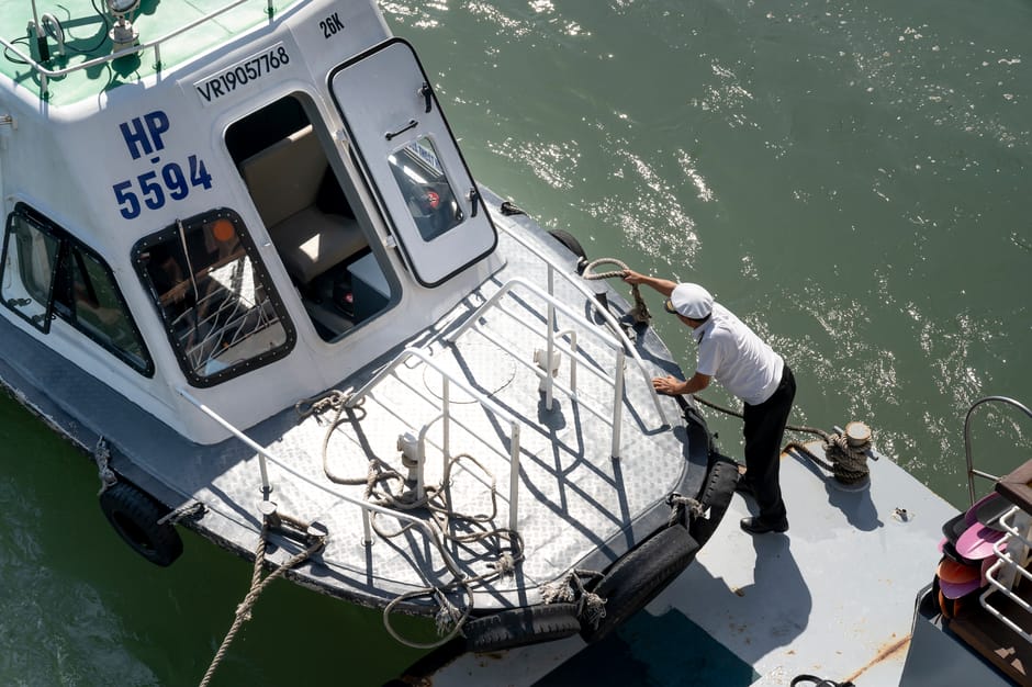 capitaine de port — harbormaster
