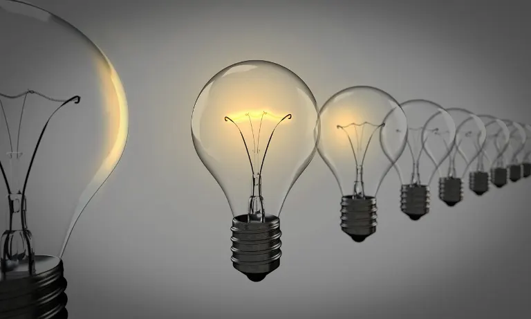 stand out — se démarquer