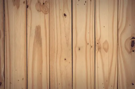 en bois — drveno