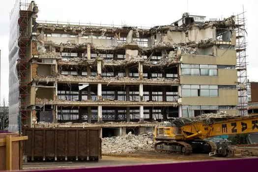 Destroyed — distrutto