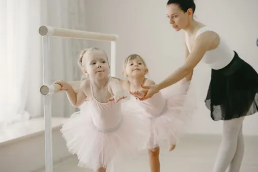 Я хожу на танцевальные занятия. — I take dance classes