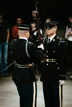 Homage — hommage