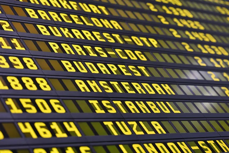 flight number — numéro de vol