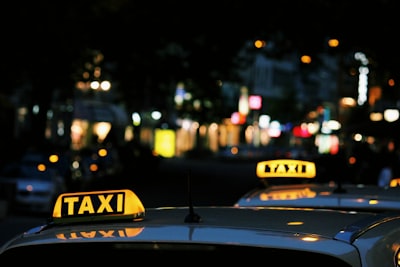 taxi — taxi