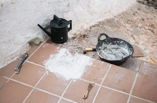 C'est un peu bâclé — Malo je aljkavo