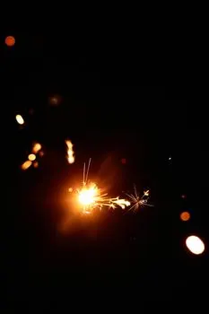 золотым огнём — golden flame