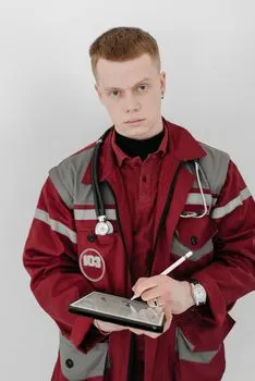 Практикующий — practitioner