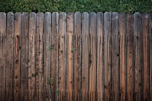 Ограждение — Fence off