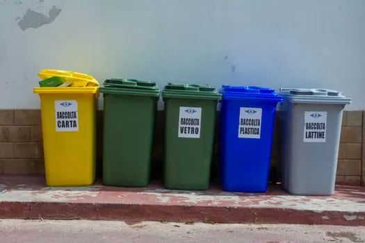 pieņemšanas punkts — punct de colectare