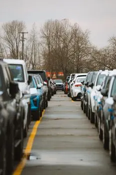 automobili — Autos