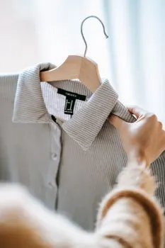 Avez-vous ceci dans une taille plus grande ? — Imate li ovo u većem broju?
