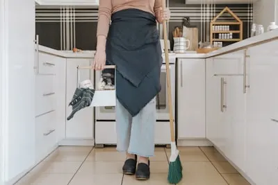 Housekeepers — femmes de chambre