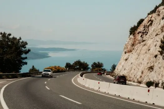 Nous allons à la mer en voiture — Idemo kolima do mora