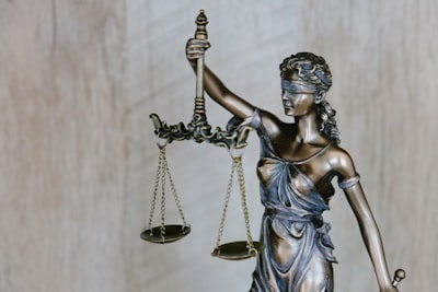 aide juridictionnelle — legal aid