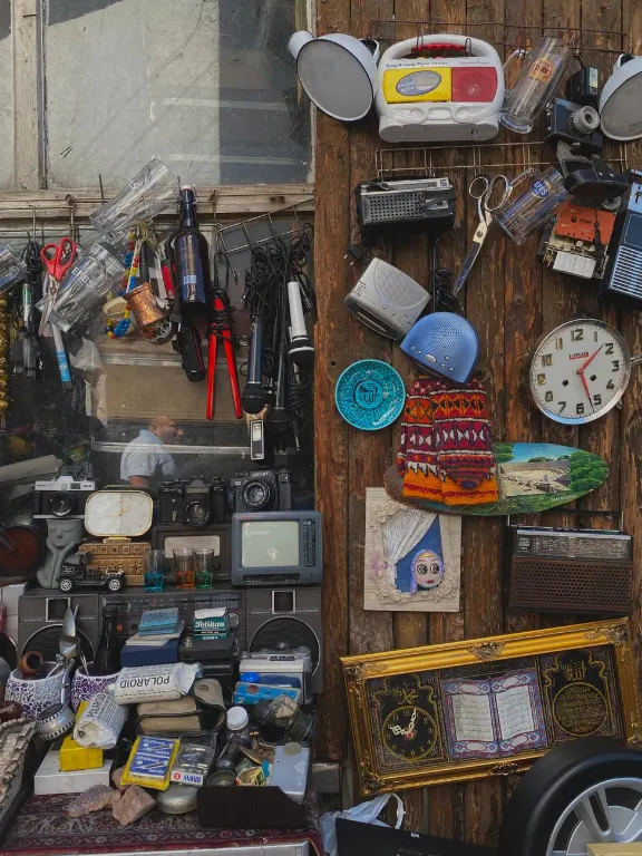 odds and ends — bric-à-brac