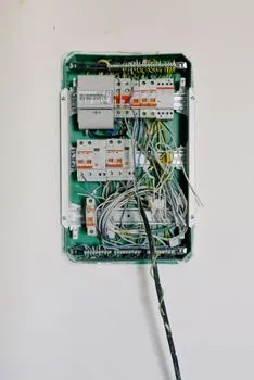 Блок предохранителей — Fuse box