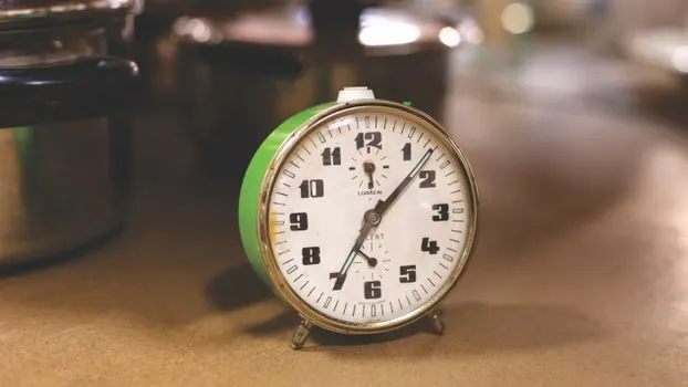 It's ready in ten minutes — estará listo en diez minutos