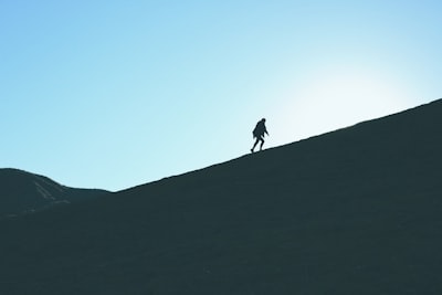 взбираться — Escalar