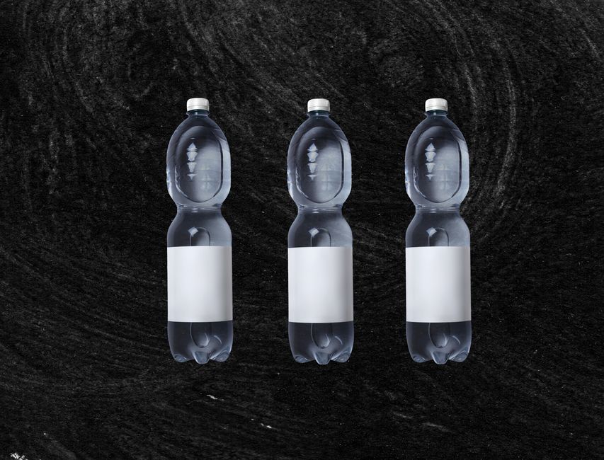 bottled water — eau en bouteille