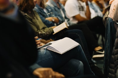 Town hall meeting — réunion publique