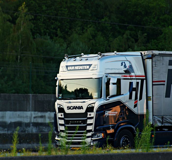 компания-перевозчик — Transportunternehmen