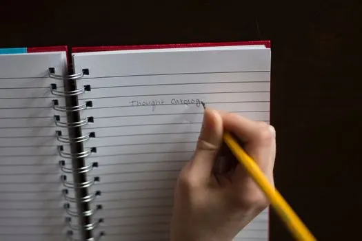 olovkom — with a pencil
