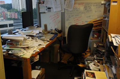 un disordine — a mess