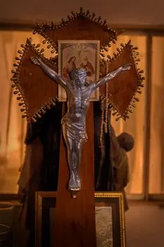 Распятие — Crucifix