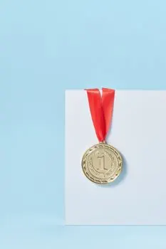 premier — primul